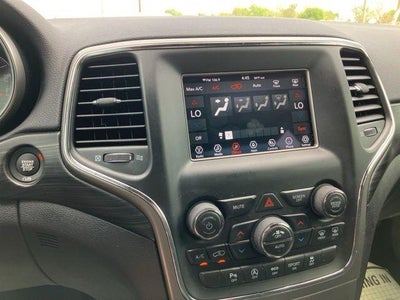 2021 Jeep Grand Cherokee Laredo E 4x2