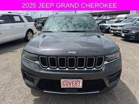 2025 Jeep Grand Cherokee Laredo 4x2