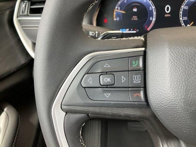 2025 Jeep Grand Cherokee Laredo 4x2