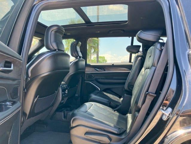 2023 Jeep Grand Cherokee L Overland 4x4