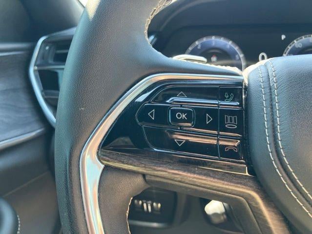 2023 Jeep Grand Cherokee L Overland 4x4