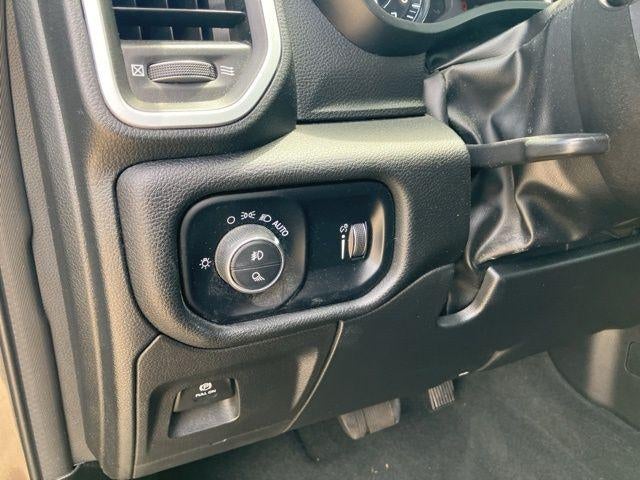 2023 RAM 1500 Big Horn 4x2 Crew Cab 5'7" Box