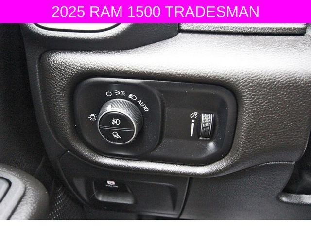 2025 RAM 1500 Tradesman 4x4 Crew Cab 5'7" Box