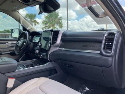 2023 RAM 1500 Limited 4x4 Crew Cab 5'7" Box