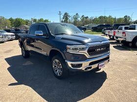 2023 RAM 1500 Limited 4x4 Crew Cab 5'7" Box