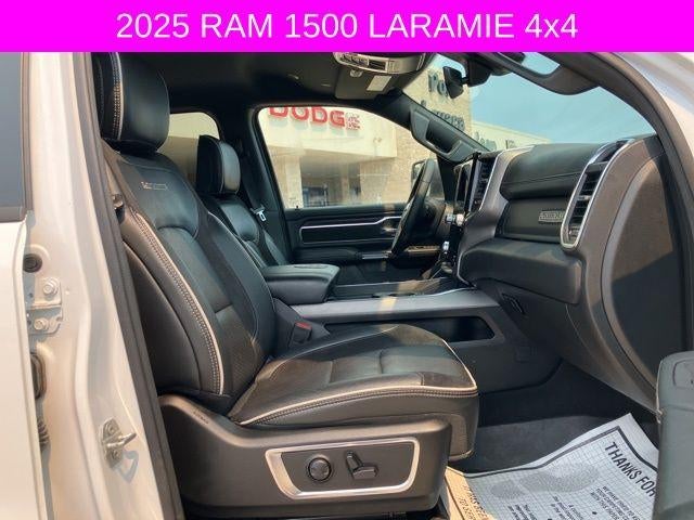2025 RAM 1500 Laramie 4x4 Crew Cab 5'7" Box