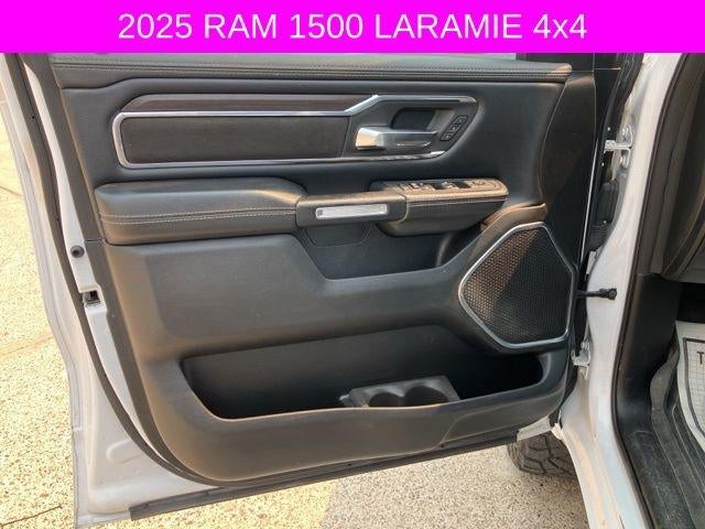 2025 RAM 1500 Laramie 4x4 Crew Cab 5'7" Box