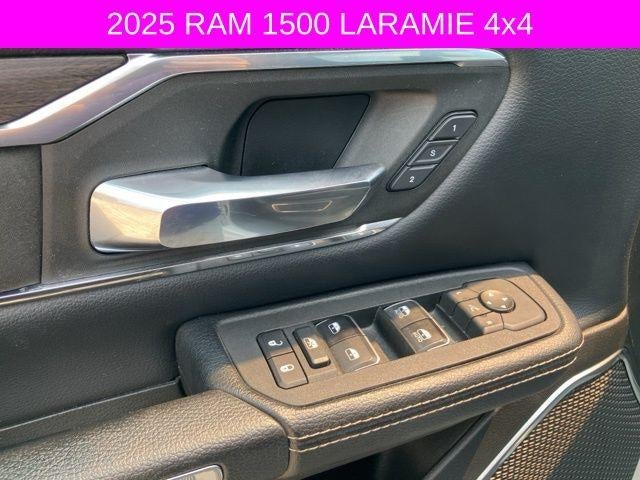 2025 RAM 1500 Laramie 4x4 Crew Cab 5'7" Box