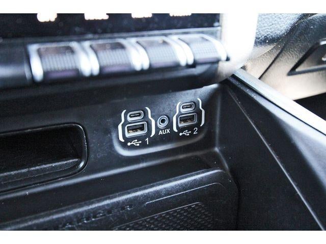 2022 RAM 1500 Laramie 4x4 Crew Cab 5'7" Box