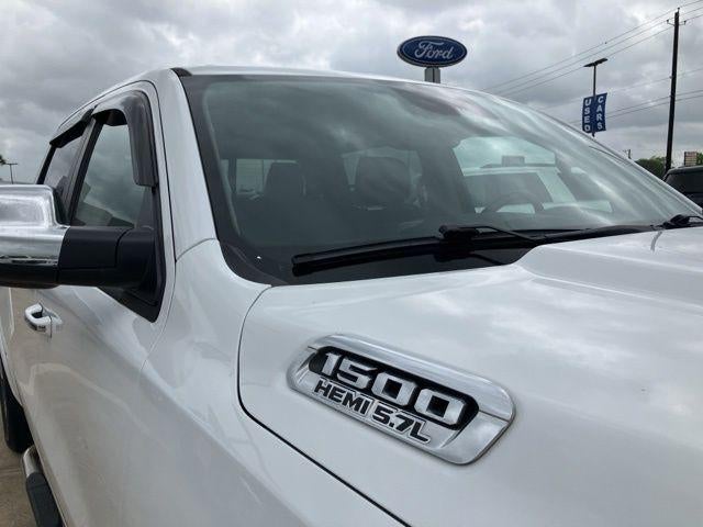 2022 RAM 1500 Laramie 4x4 Crew Cab 5'7" Box
