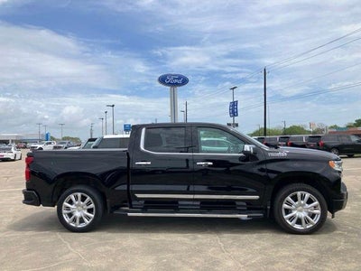 2023 Chevrolet Silverado 1500 Crew Cab Short Box 4-Wheel Drive High Country