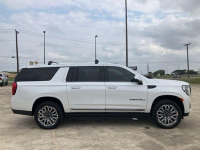 2023 GMC Yukon XL 4WD 4dr Denali Ultimate