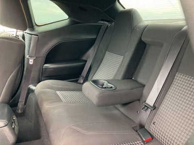 2021 Dodge Challenger SXT RWD