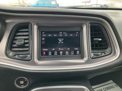 2021 Dodge Challenger SXT RWD