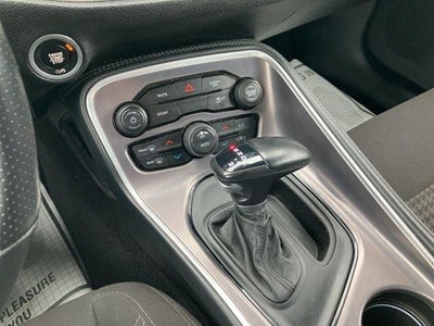 2021 Dodge Challenger SXT RWD