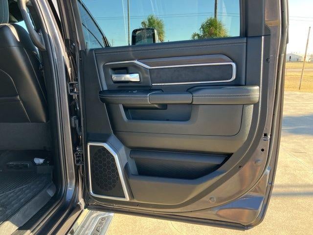 2025 RAM 2500 Laramie 4x4 Crew Cab 6'4" Box