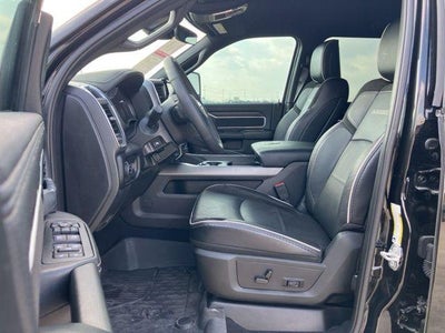 2025 RAM 2500 Laramie 4x4 Mega Cab 6'4" Box