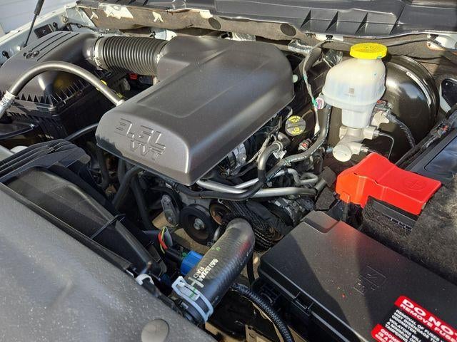 2022 RAM 1500 Classic Tradesman 4x2 Reg Cab 8' Box