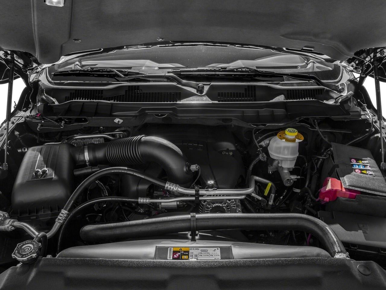 2016 RAM 1500 2WD Crew Cab 5.7 Ft Box Express