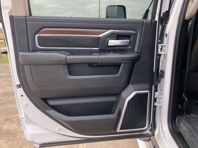 2023 RAM 2500 Laramie 4x4 Crew Cab 6'4" Box