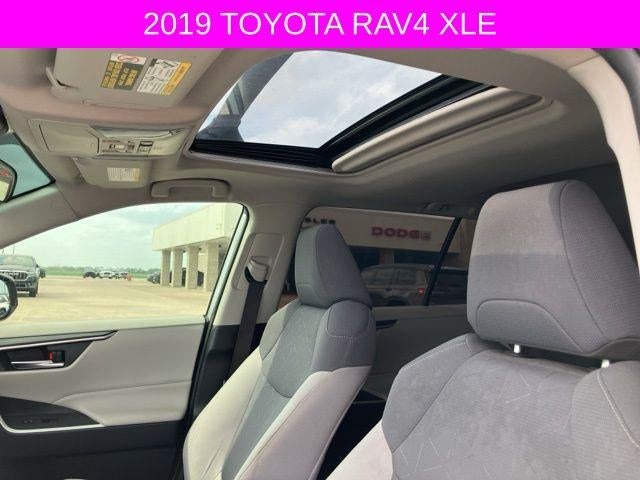 2019 Toyota RAV4 XLE AWD (Natl)