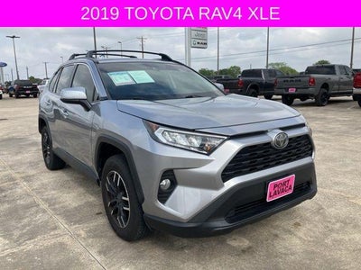 2019 Toyota RAV4 XLE AWD (Natl)