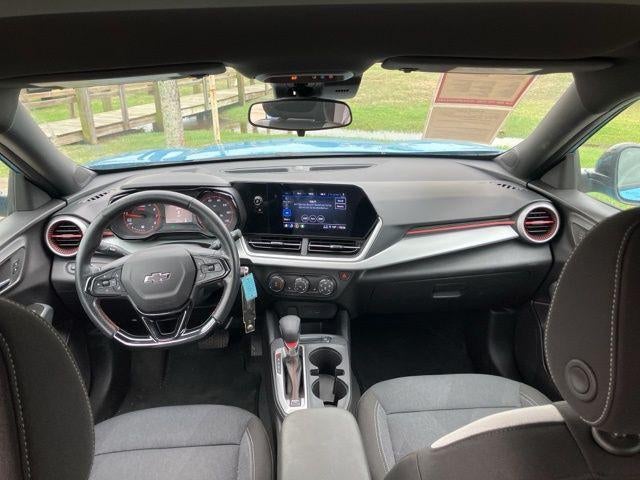 2025 Chevrolet Trax FWD 4dr 1RS