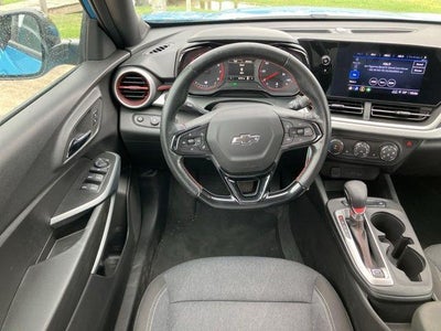 2025 Chevrolet Trax FWD 4dr 1RS