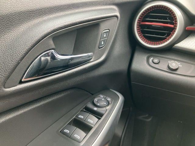 2025 Chevrolet Trax FWD 4dr 1RS