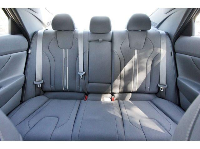 2025 Hyundai ELANTRA SEL Convenience IVT