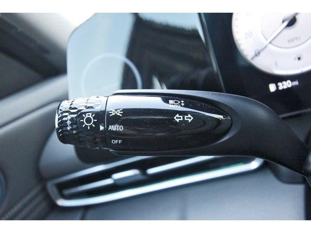 2025 Hyundai ELANTRA SEL Convenience IVT