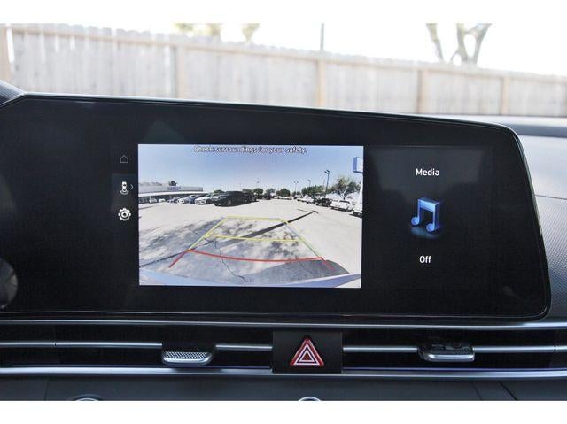 2025 Hyundai ELANTRA SEL Convenience IVT