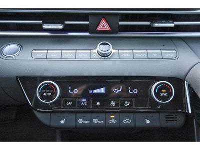 2025 Hyundai ELANTRA SEL Convenience IVT
