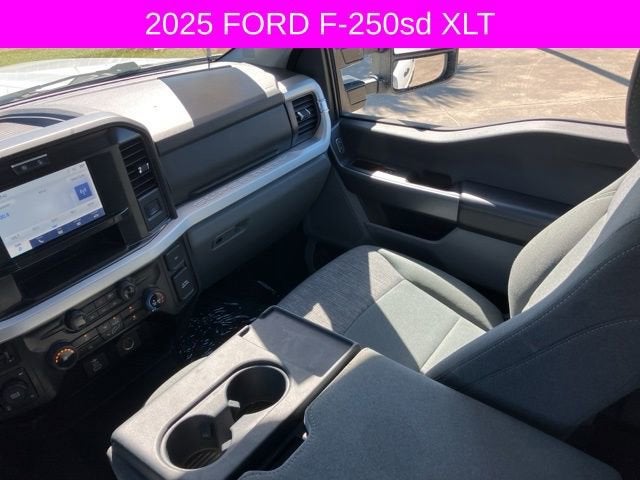2025 Ford Super Duty F-250 SRW XL