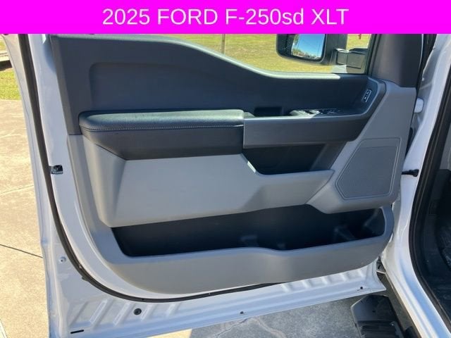 2025 Ford Super Duty F-250 SRW XL