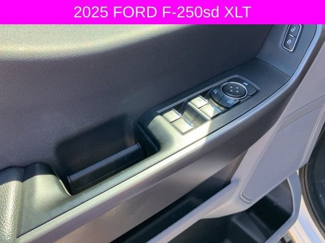 2025 Ford Super Duty F-250 SRW XL