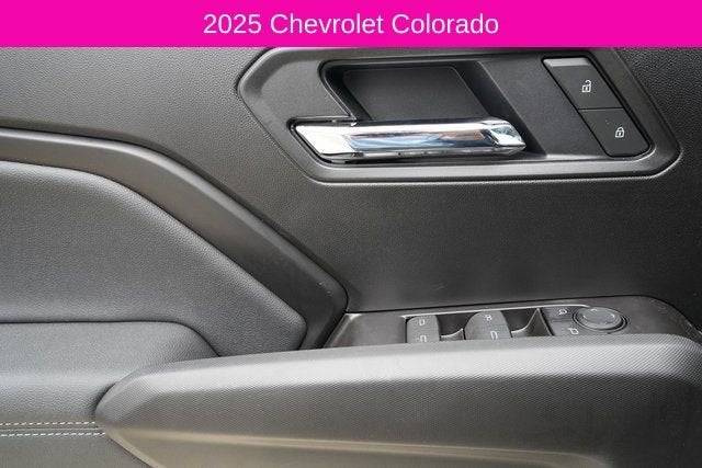 2025 Chevrolet Colorado WT/LT