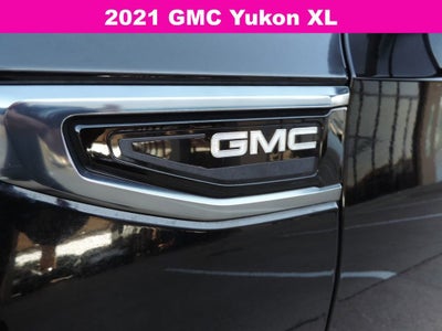 2021 GMC Yukon XL AT4