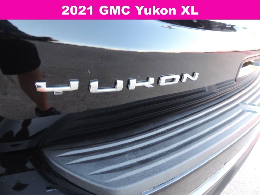 2021 GMC Yukon XL AT4