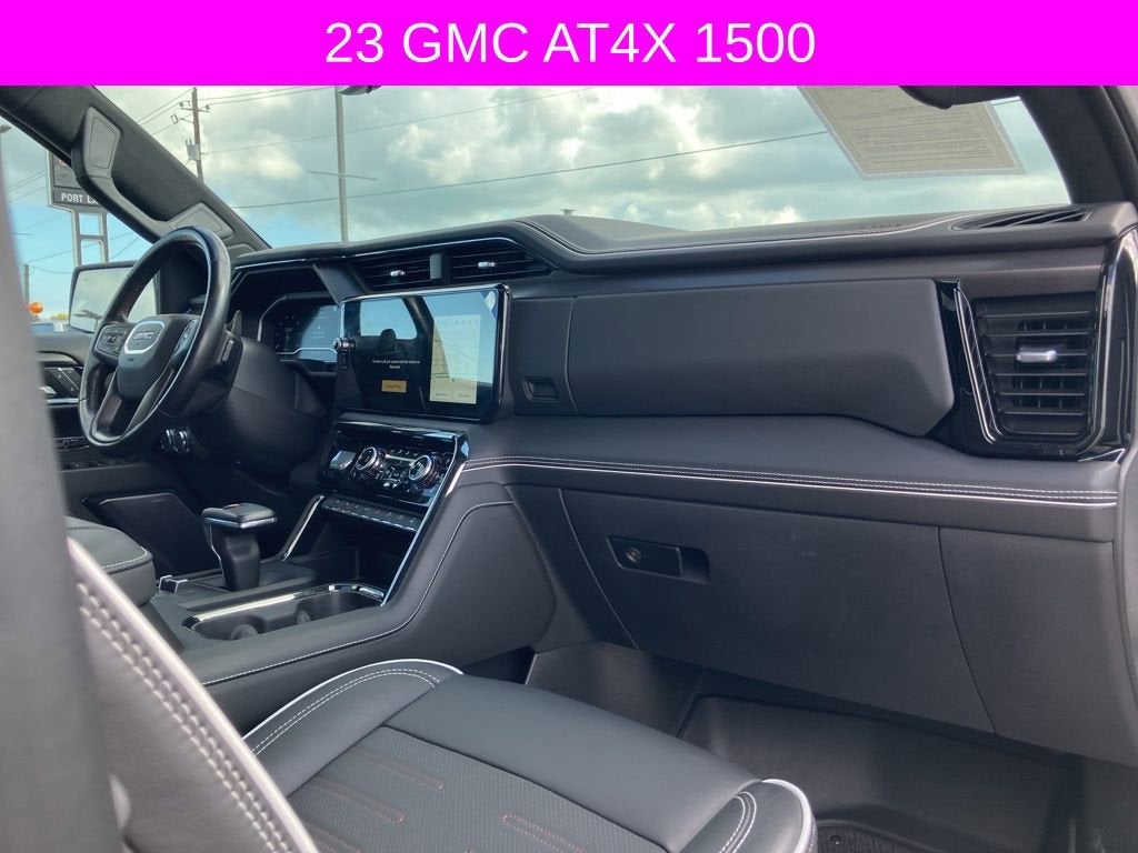 2023 GMC Sierra 1500 AT4X