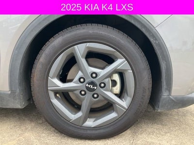 2025 Kia K4 LXS