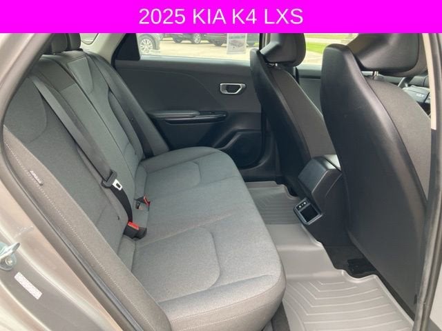 2025 Kia K4 LXS