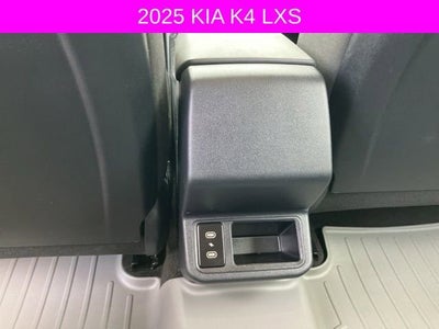 2025 Kia K4 LXS