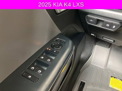 2025 Kia K4 LXS