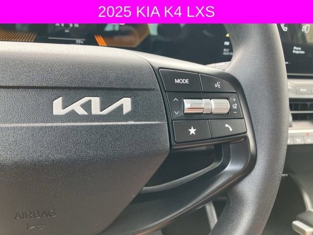 2025 Kia K4 LXS