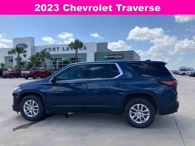 2023 Chevrolet Traverse LS