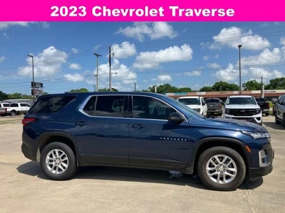 2023 Chevrolet Traverse LS